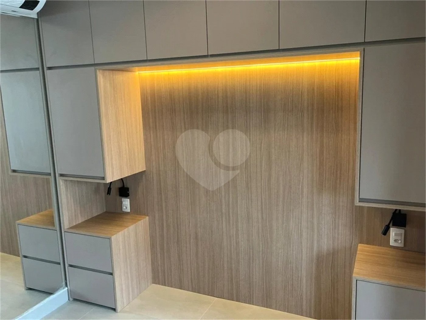 Apartamento mobiliado com 44 m2, 1 dormitório e 1 vaga a venda nos Jardins
