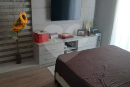 Casa à venda com 3 quartos, sendo 1 suíte,  em Vila Suissa, Mogi das Cruzes, SP