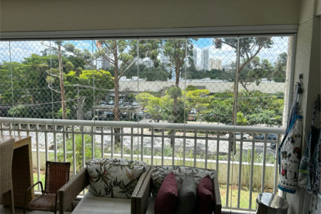 Apartamento à venda com 3 suítes em Jardim Marajoara, São Paulo, SP