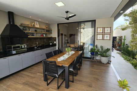 Casa à venda com 4 suítes no condomínio Residencial Helvetia Park, Indaiatuba - SP