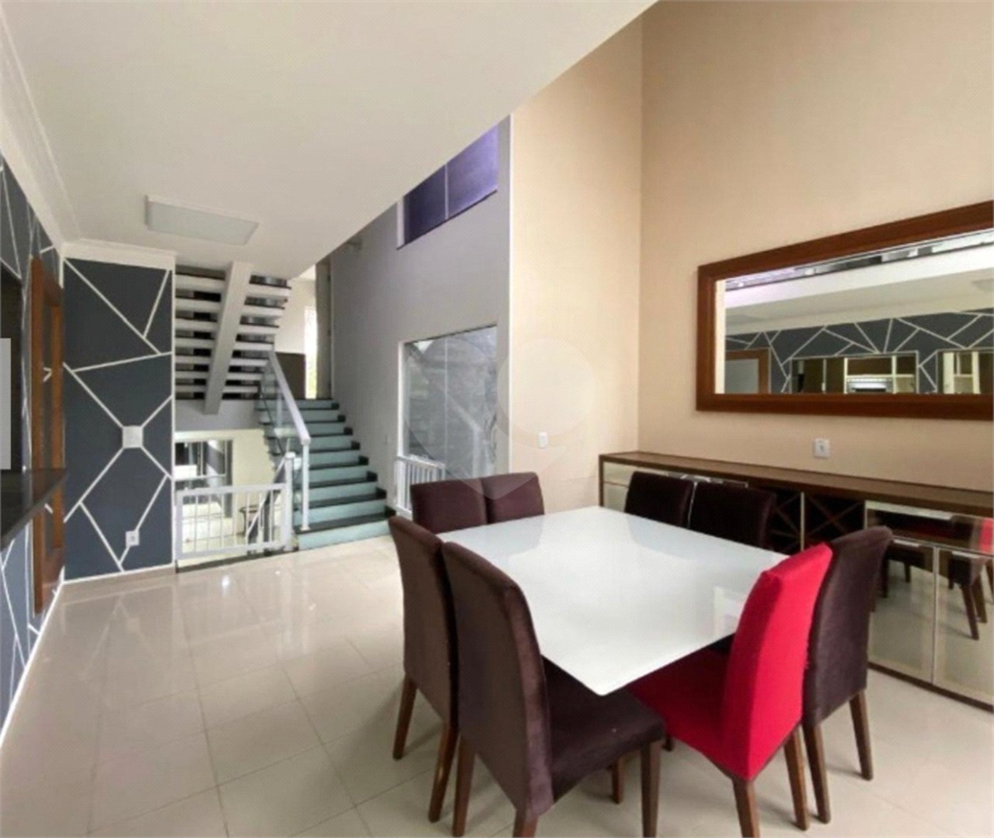 Casa para alugar com 5 quartos, sendo 3 suítes,  em Vila Oliveira, Mogi das Cruzes, SP