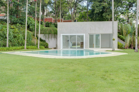 Casa à venda ou para alugar com 4 suítes no condomínio Chácara Flora, São Paulo - SP