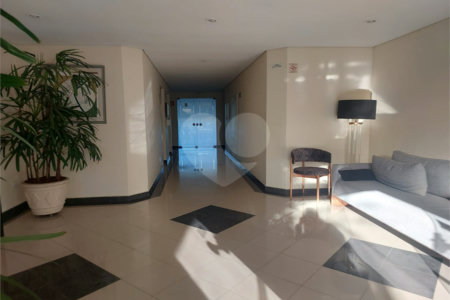 Apartamento à venda com 3 quartos, sendo 1 suíte, em Lapa, São Paulo, SP