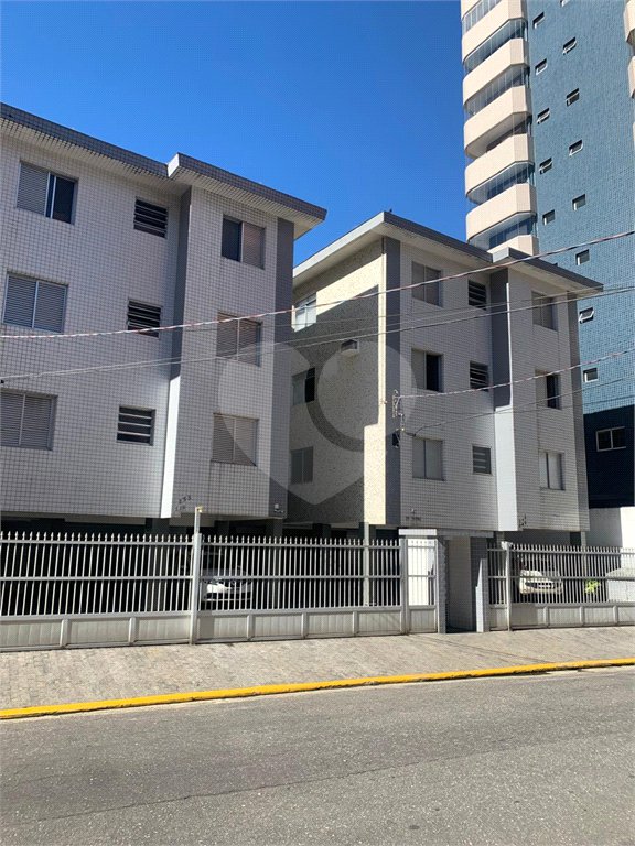 Apartamento à venda com 2 quartos, sendo 1 suíte,  em Canto do Forte, Praia Grande, SP