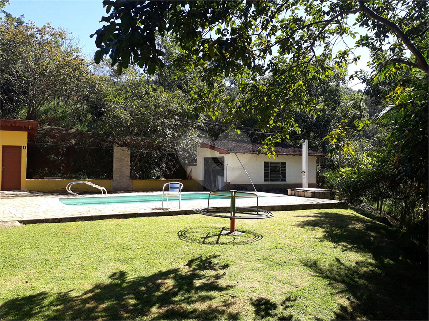Sítio à venda com 9 quartos, sendo 7 suítes, no Centro, Monteiro Lobato, SP
