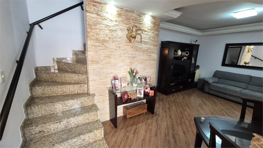 Casa à venda com 3 quartos, sendo 1 suíte, no condomínio Indefinido_ernani Pinto_439, São Paulo - SP