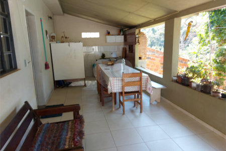 Chácara à venda com 4 quartos em Área Rural de Louveira, Louveira, SP
