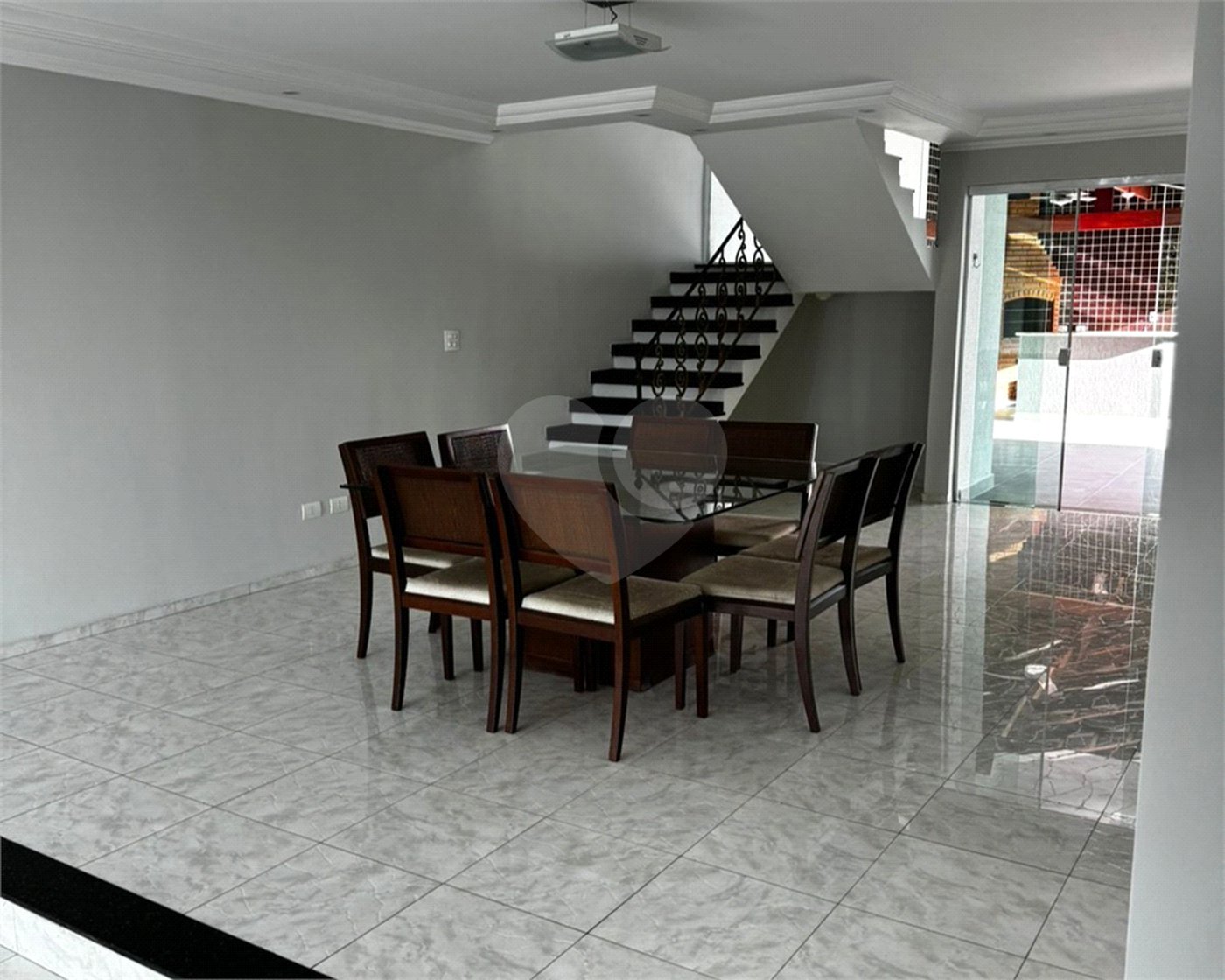 Casa à venda com 3 quartos, sendo 1 suíte, no condomínio Residencial Villa dos Inglezes, Sorocaba - SP