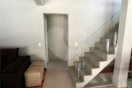 Casa à venda com 2 suítes no condomínio Recanto da Lagoinha, Ubatuba - SP