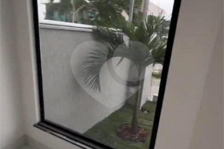 Casa à venda com 3 quartos, sendo 1 suíte, no condomínio Grand Park, Rio de Janeiro - RJ