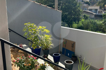 Casa à venda com 3 quartos, sendo 1 suíte, em Retiro das Fontes, Atibaia, SP
