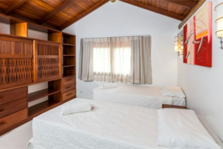 Casa à venda com 4 quartos, sendo 2 suítes, em Praia do Mutá, Porto Seguro, BA