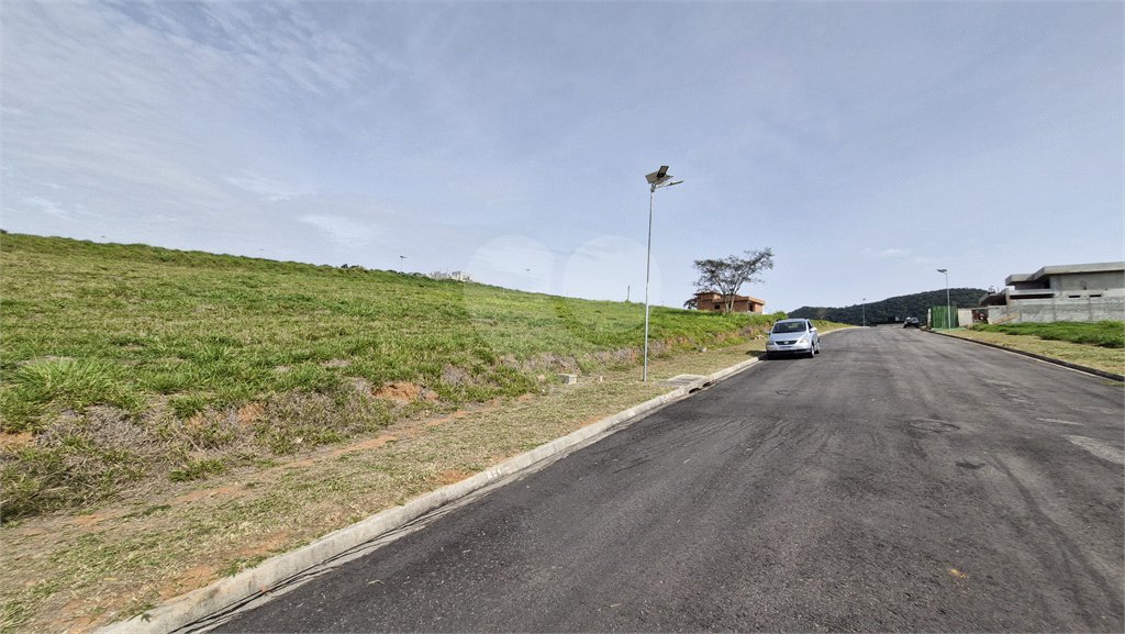 Terreno à venda no condomínio Portal Lamis I, Atibaia - SP
