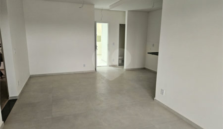 Apartamento à venda com 3 suítes em Vila Lucy, Sorocaba, SP