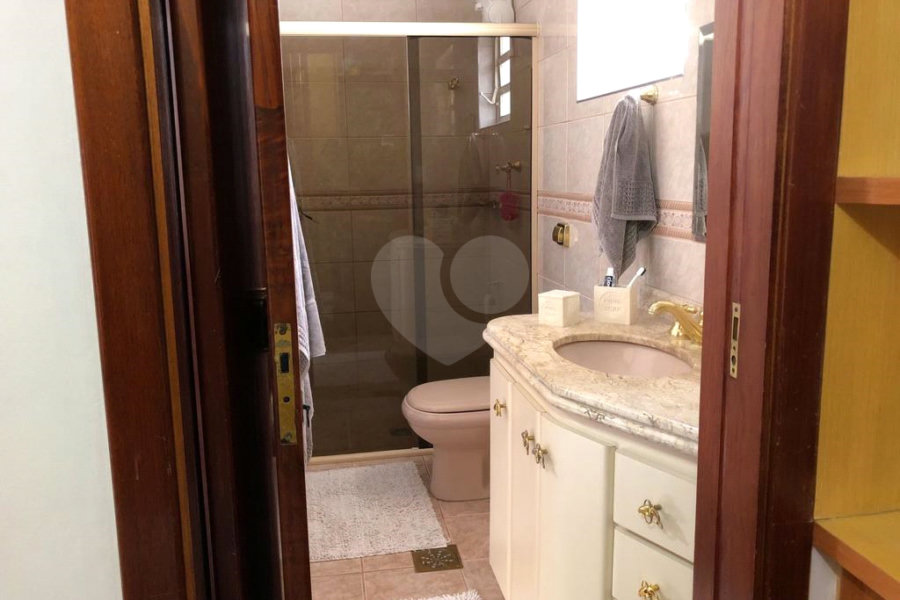 Sobrado à venda com 3 quartos, sendo 1 suíte, em Horto, São Paulo, SP