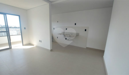 Apartamento à venda com 3 quartos, sendo 1 suíte,  em Jardim Refúgio, Sorocaba, SP