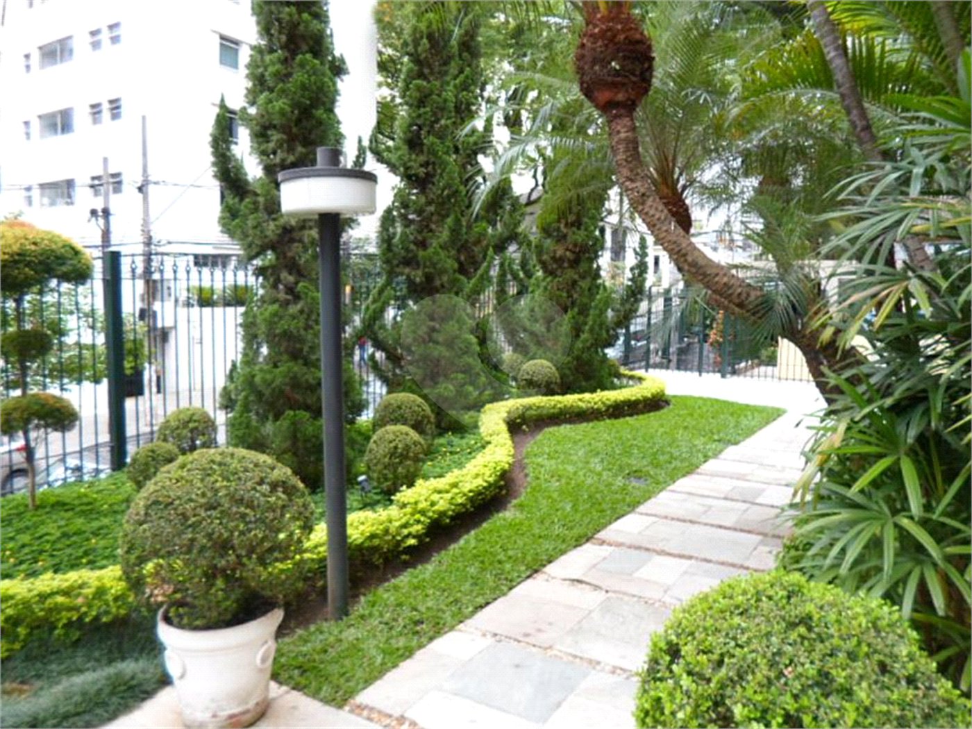 Apartamento à venda com 3 quartos, sendo 1 suíte, em Jardim Paulista, São Paulo, SP