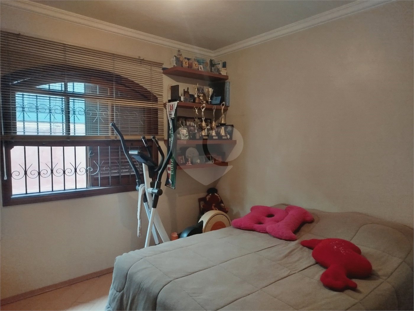Sobrado à venda com 3 quartos, sendo 1 suíte, em Vila Matias, São Paulo, SP