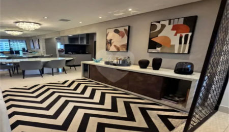 Apartamento à venda com 3 quartos, sendo 1 suíte,  em Mooca, São Paulo, SP