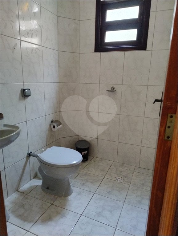 Sobrado à venda com 6 quartos, sendo 2 suítes, em Balneário Stella Maris, Peruíbe, SP