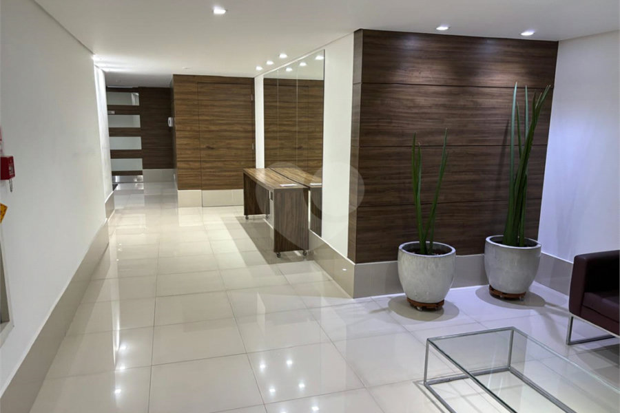 Apartamento à venda com 3 quartos, sendo 2 suítes, em Santana, São Paulo, SP