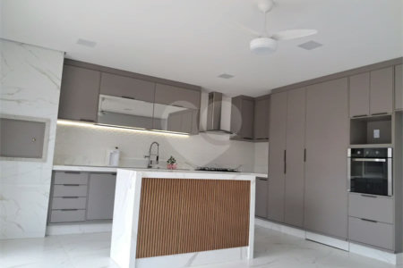 Casa à venda com 3 quartos, sendo 2 suítes,  no condomínio Brisas Jundiaí, Jundiaí - SP