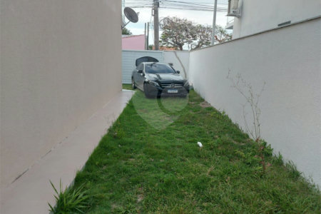 Casa à venda com 4 quartos, sendo 1 suíte,  em Ogiva, Cabo Frio, RJ
