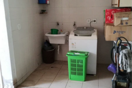 Sobrado à venda com 4 quartos, sendo 1 suíte, em Jardim Monte Kemel, São Paulo, SP