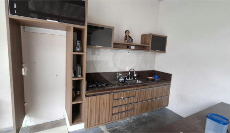 Sobrado à venda com 4 quartos, sendo 1 suíte, em Vila Rubens, Indaiatuba, SP