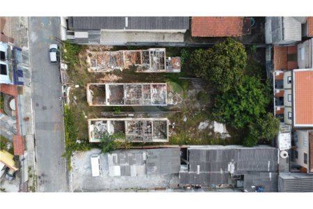 Terreno à venda com 5 suítes em Vila Marieta, São Paulo, SP