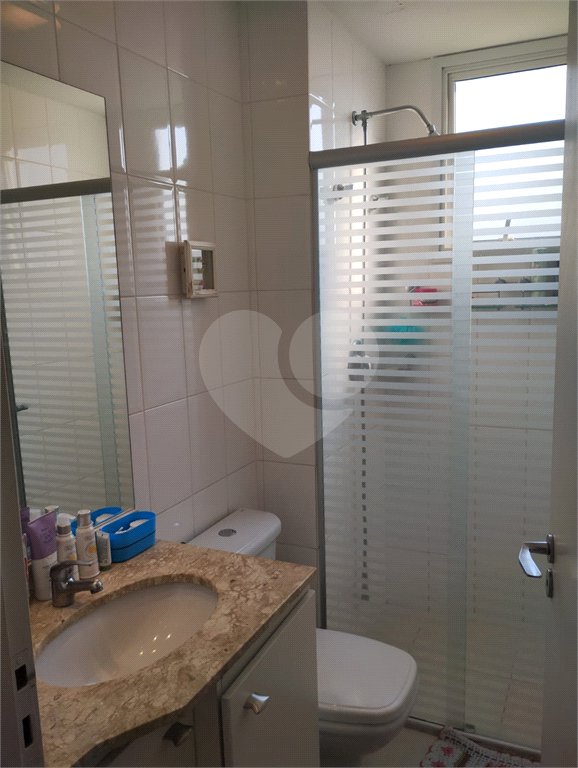 Apartamento à venda com 3 quartos, sendo 1 suíte,  em Jardim Ester Yolanda, São Paulo, SP