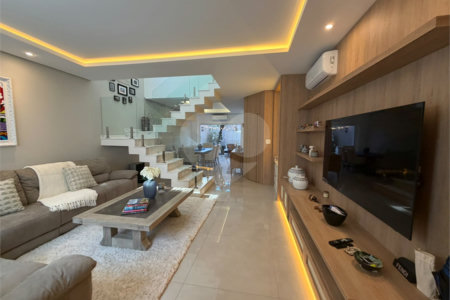 Casa à venda com 4 suítes no condomínio Saint Joseph, São Paulo - SP