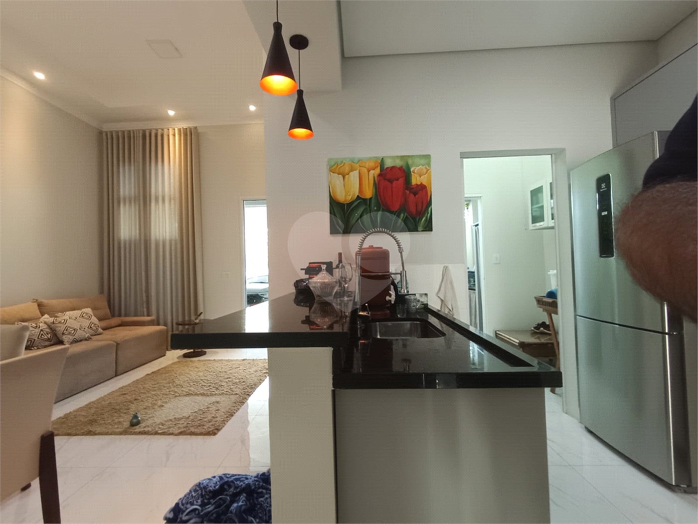 Casa à venda com 3 quartos, sendo 1 suíte,  no condomínio Ipes 2, Tatuí - SP