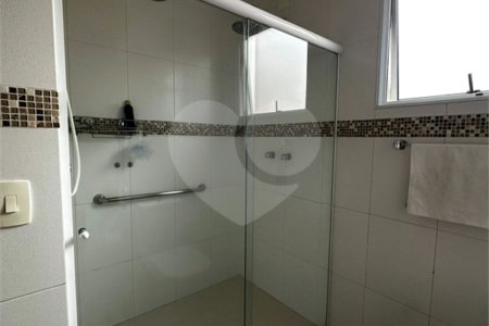 Sobrado à venda com 3 quartos, sendo 1 suíte, em Jardim da Saúde, São Paulo, SP