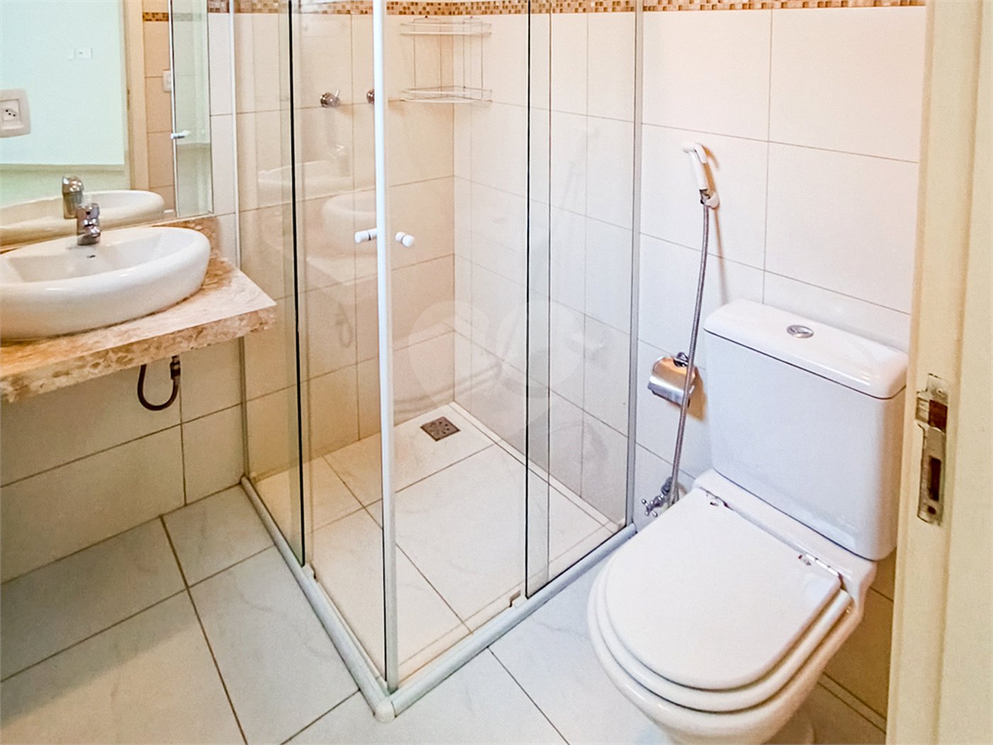 Casa à venda com 3 suítes no condomínio Belvedere Ii, Votorantim - SP