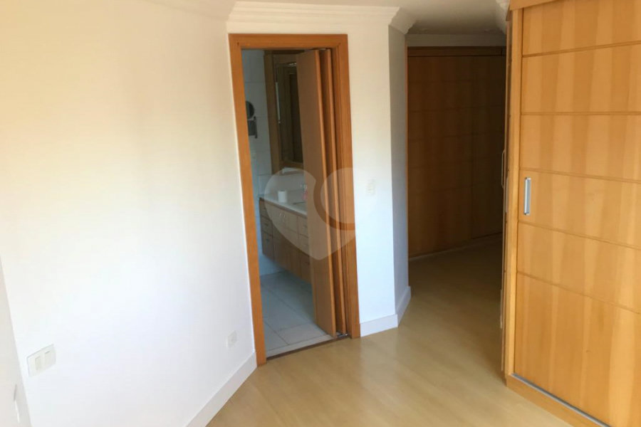 Apartamento à venda com 3 quartos, sendo 1 suíte,  em Santana, São Paulo, SP