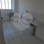 Apartamento de 42m² à venda na Vila Nova Bonsucesso, em Guarulhos, com 2 dormitórios e 1 vaga de garagem.
