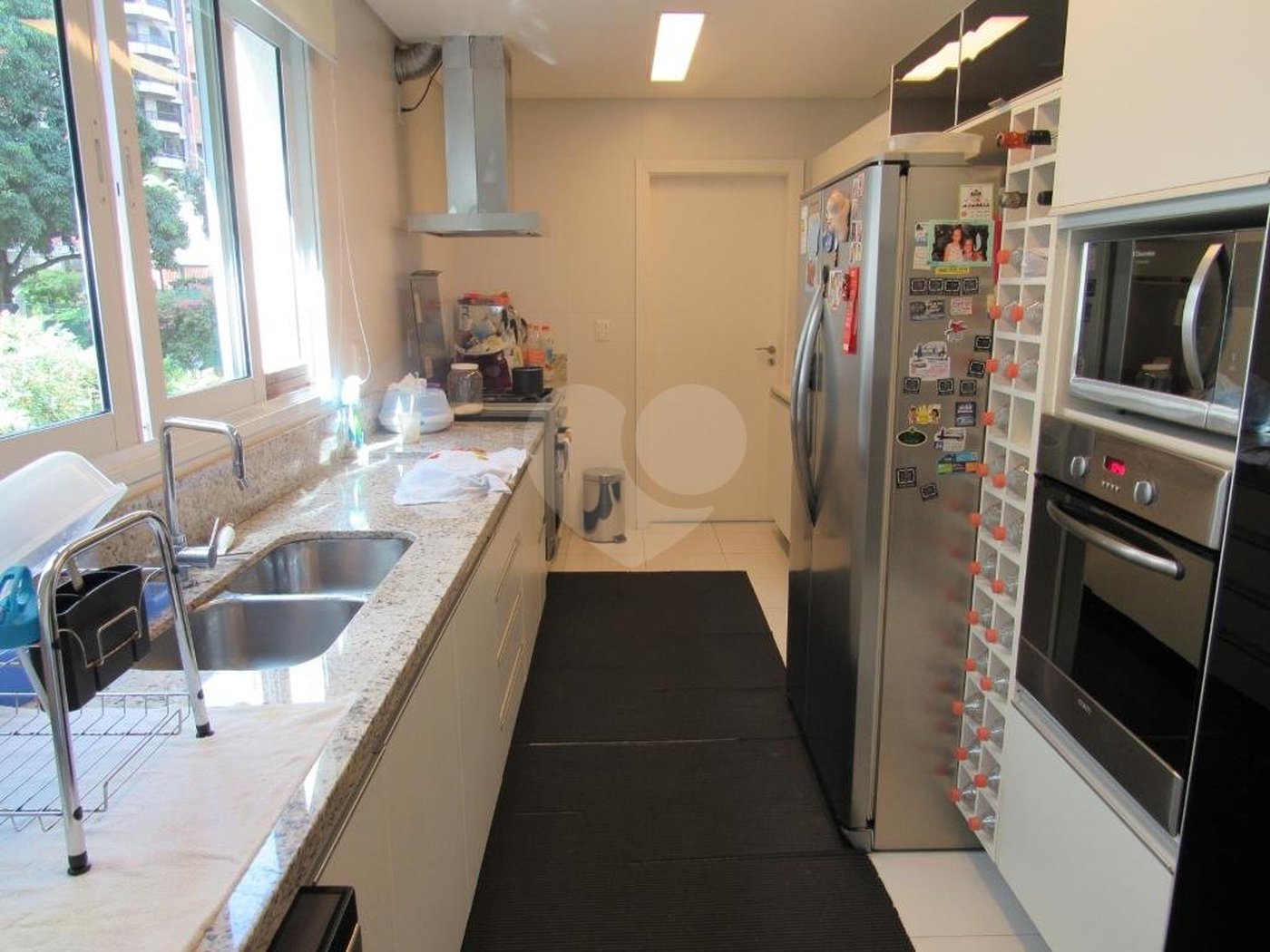 Apartamento à venda com 3 suítes em Real Parque, São Paulo, SP