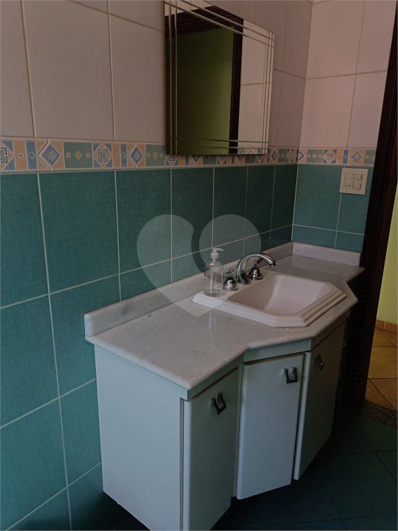 Sobrado à venda com 3 quartos, sendo 1 suíte, em Vila Paiva, São Paulo, SP