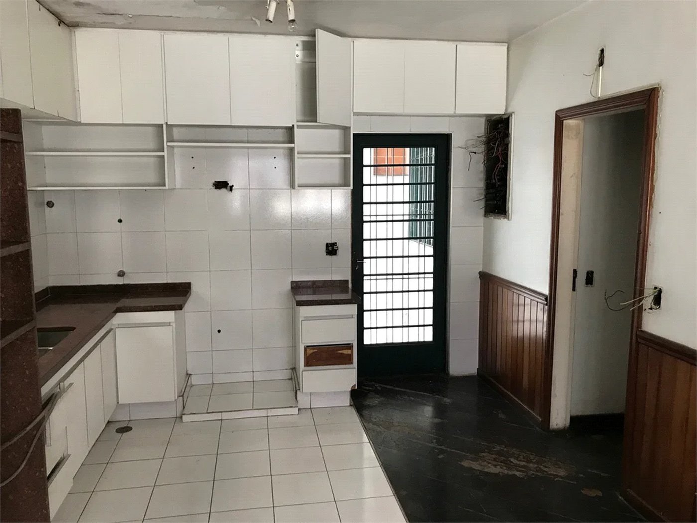 Casa Térrea à venda com 3 quartos, sendo 1 suíte,  em Jardim Peri Peri, São Paulo, SP