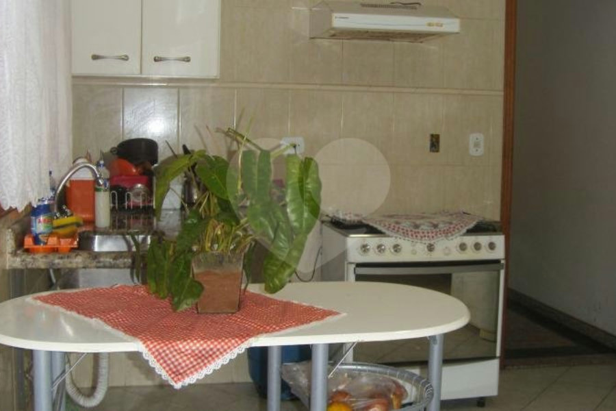 Sobrado à venda com 3 quartos, sendo 1 suíte, em Tremembé, São Paulo, SP