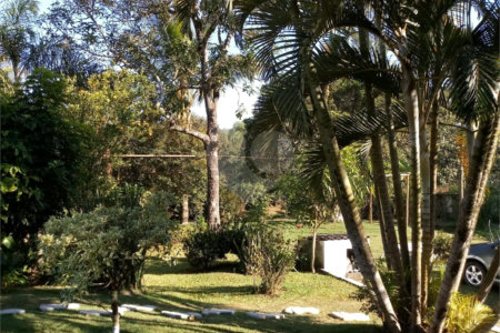 Chácara à venda com 8 quartos em Loteamento Chácara Val Paraiso, Atibaia, SP