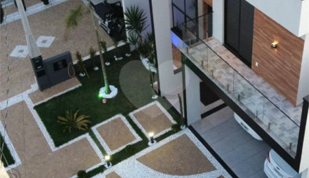 Casa à venda com 3 quartos, sendo 1 suíte, no condomínio Golden Park, Hortolândia - SP