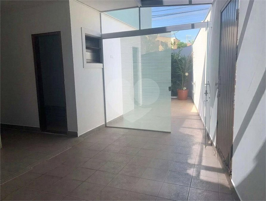 Sobrado à venda com 4 quartos, sendo 2 suítes, em Jardim do Mar, São Bernardo do Campo, SP