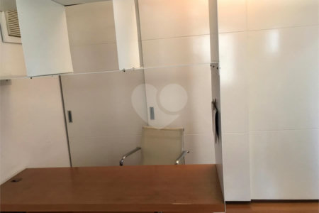 Apartamento à venda com 4 quartos, sendo 3 suítes, em Indianópolis, São Paulo, SP