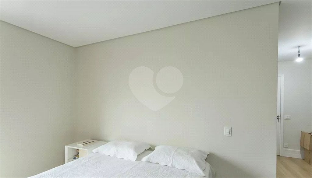 Apartamento à venda com 3 quartos, sendo 1 suíte, em Vila Anastácio, São Paulo, SP