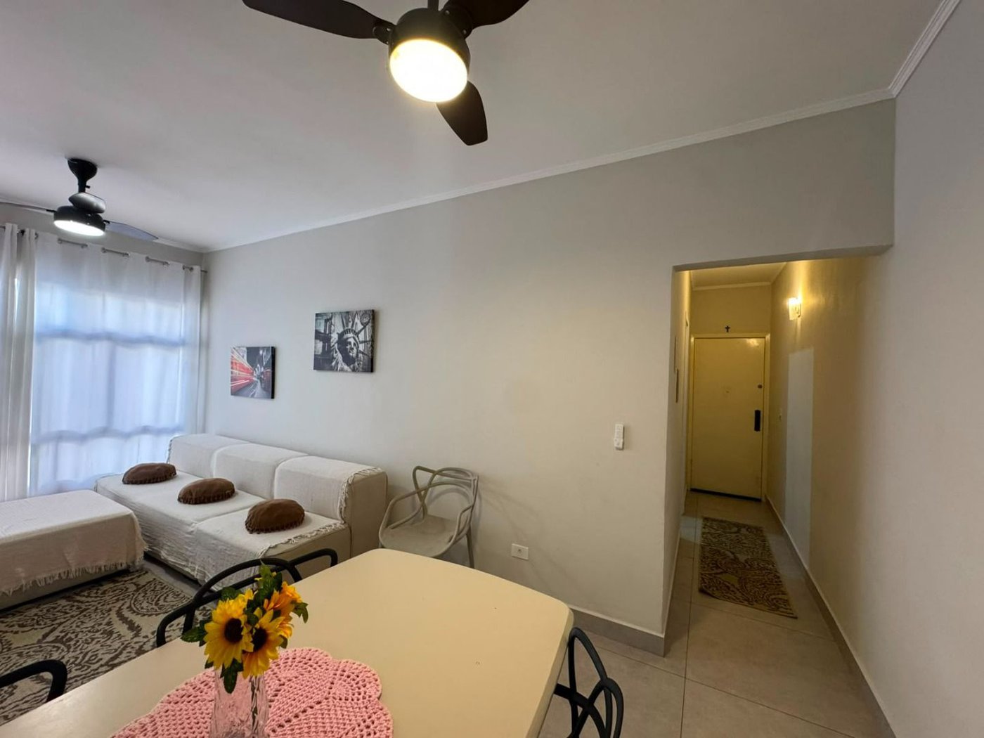 Apartamento com 3 dormitórios à venda, 70 m² por R$ 315.000,00 - Jardim São Miguel - Guarujá/SP