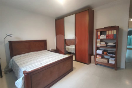 Excelente imóvel para locação comercial com 220m² e vaga no Anália Franco !!