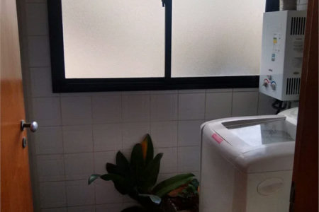Apartamento à venda com 3 quartos, sendo 1 suíte, em Jardim Londrina, São Paulo, SP