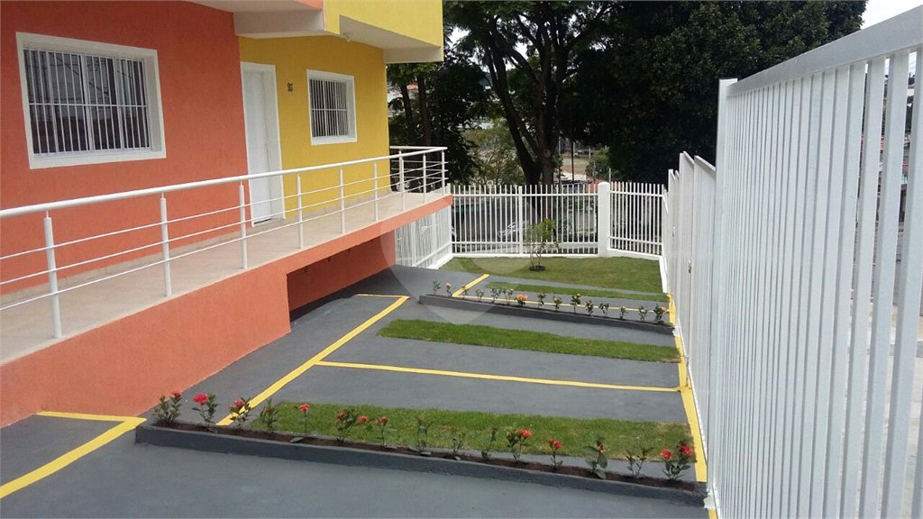 Villagio à venda com 2 suítes em Loteamento Municipal Brás Cubas, Mogi das Cruzes, SP